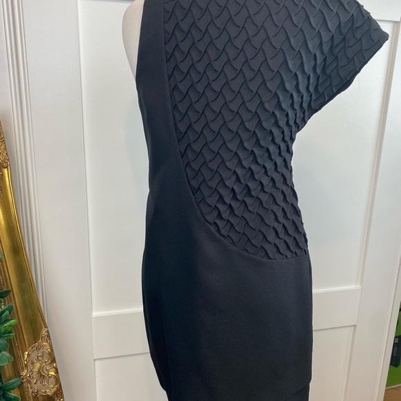 ALI RO Black One Shoulder Cocktail Dress | Sz 4 - Picture 9 of 10